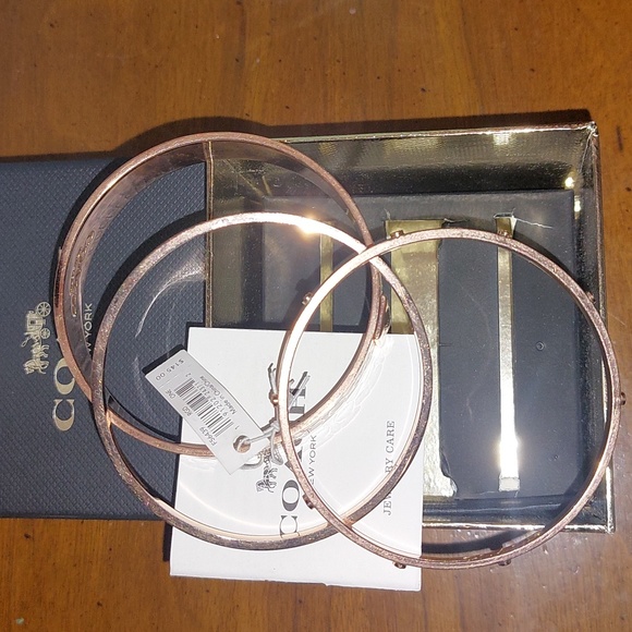 NWT Stunning Coach Bracelet Set of 3!!! - Picture 12 of 15